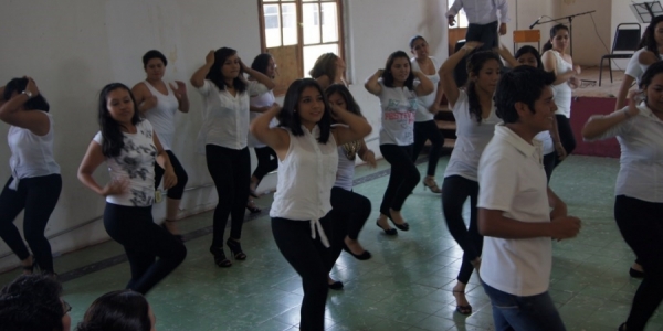 Concluyen con gran éxito Talleres Culturales que impartió la UNACH