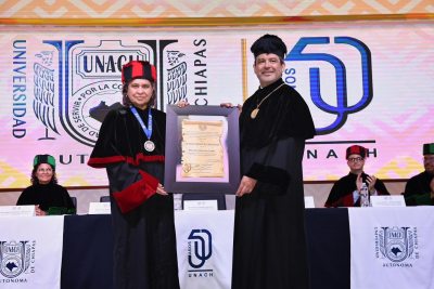 Entrega UNACH el Doctorado Honoris Causa a Leticia Bonifaz Alfonzo