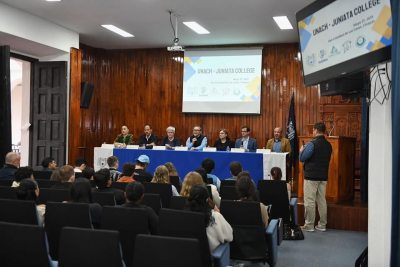 Realizan estudiantes de Estados Unidos estancia académica en la UNACH