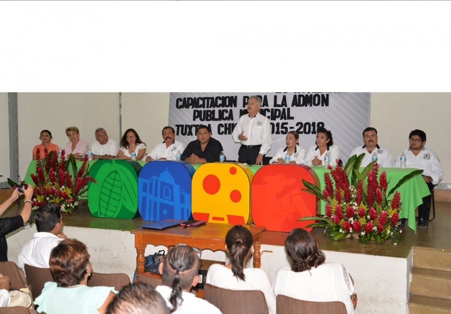 Presenta UNACH programa de capacitación para directivos del ayuntamiento de Tuxtla Chico