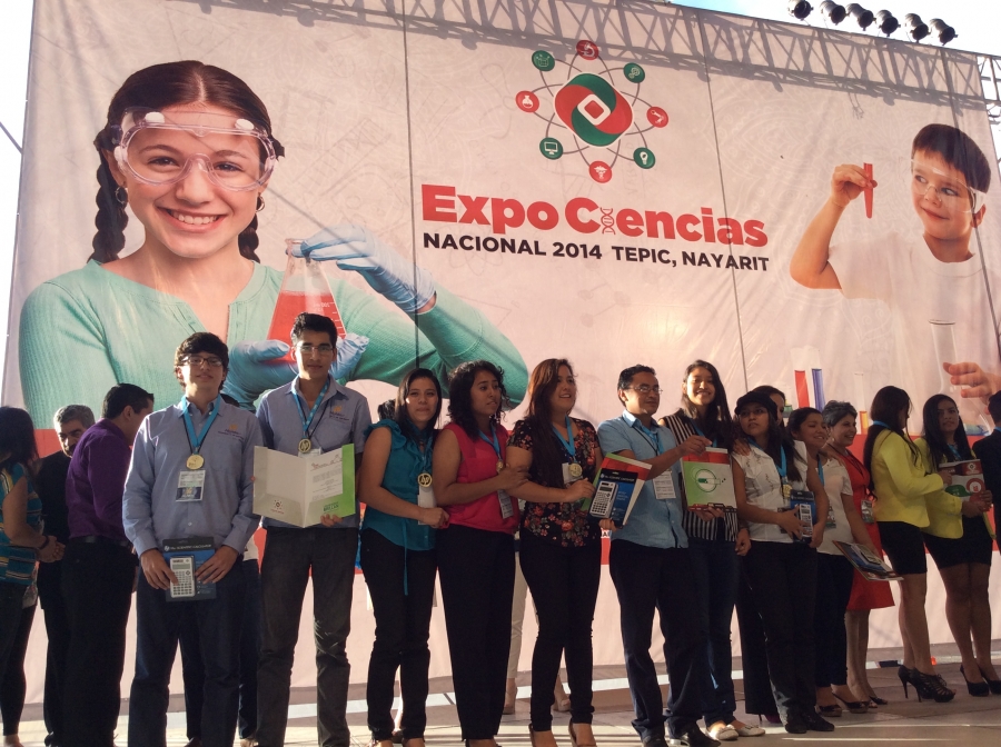 Obtienen alumnos de la UNACH Premio Nacional en Concurso Expo Ciencias 2014