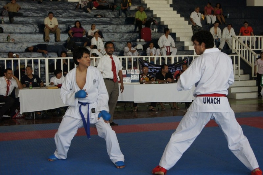 Entran en acción deportistas de la UNACH en Universiada 2011