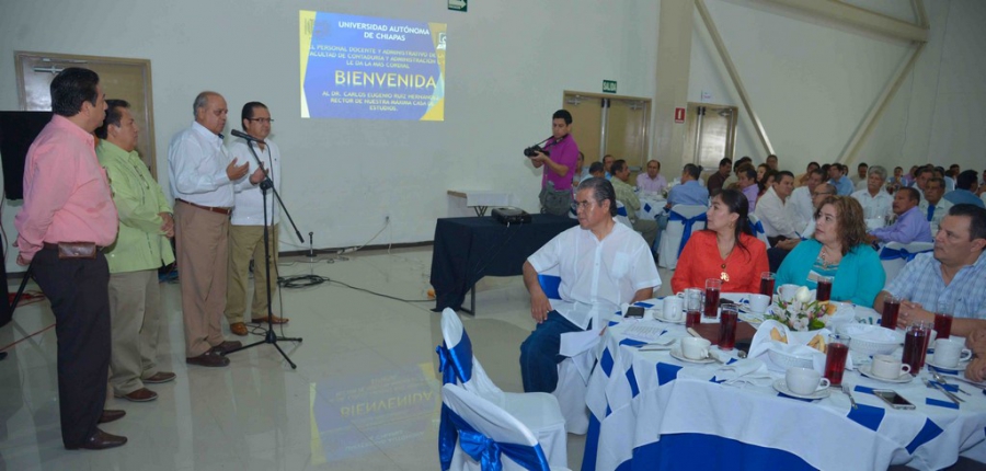 Expresa su reconocimiento Rector de la UNACH, Carlos Eugenio Ruiz Hernández, a labor de docentes y administrativos