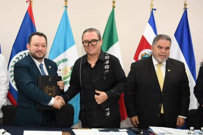 Suscriben UNACH-USAC-CSUCA el Programa Universitario Quetzal