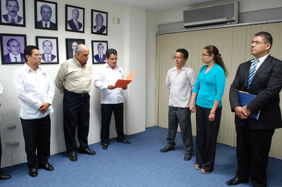 Designan a Directores de las Escuelas de Lenguas San Cristóbal y  de Ciencias Administrativas Istmo-Costa de la UNACH