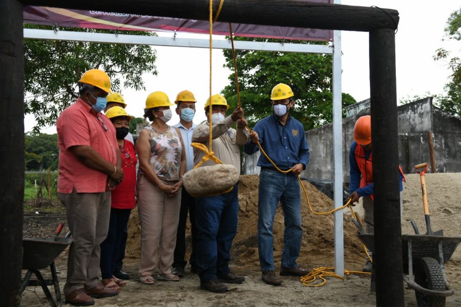 Colocan primera piedra del Centro Vacacional que construirá el SPAUNACH