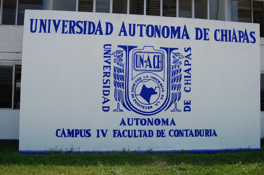 Logra Licenciatura en Contaduría que imparte la UNACH en Tapachula segunda acreditación nacional
