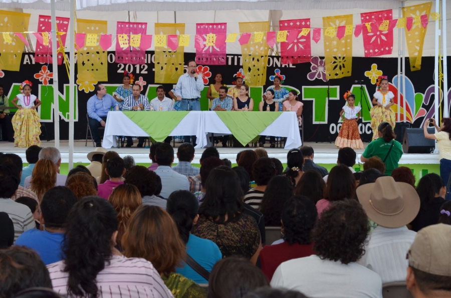 Acuerdan UNACH y Ayuntamiento de Ocozocoautla impulsar la educación presencial y a distancia.