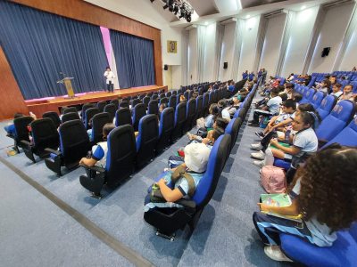 Se realiza en la UNACH el Circo Itinerante de la Física y Matemáticas Mágicas