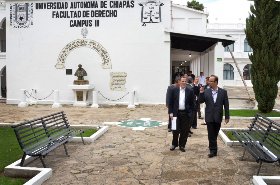 Abonan instituciones de educación superior de México y Chiapas a las políticas de intercambio y relaciones con los países vecinos: JVE