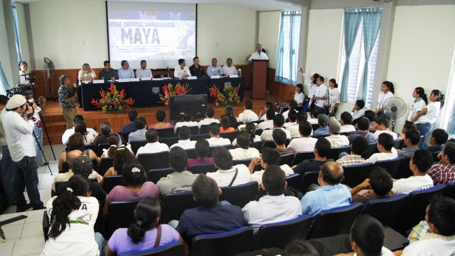 Anuncia rector Jaime Valls Esponda obras por 25 mdp en Centro Maya de Catazajá 