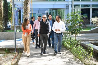 Visita el rector de la UNACH Oswaldo Chacón Rojas la Facultad de Ingeniería
