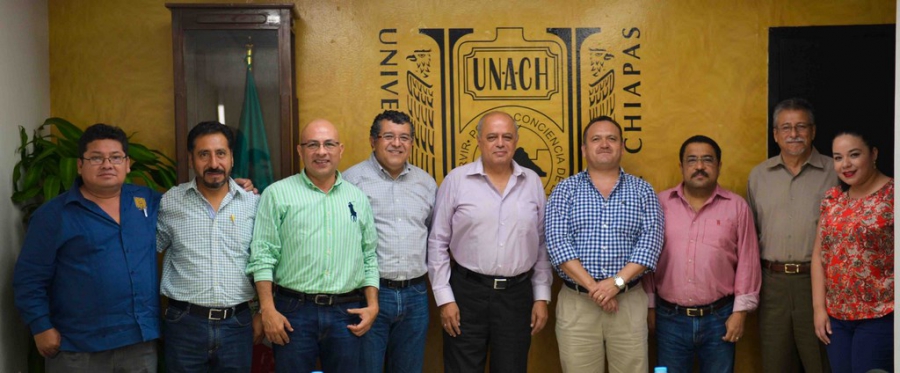 Presenta UNACH proyecto para la colección de agua de lluvia ante autoridades de la CNA