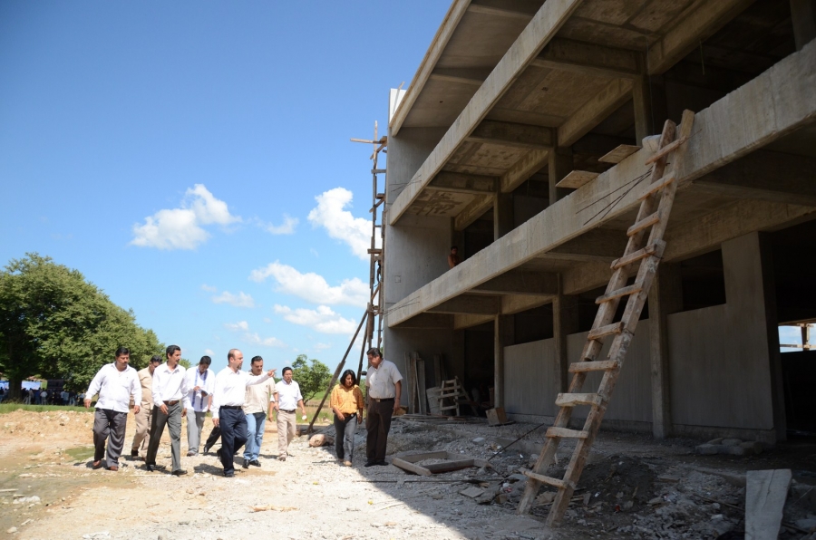 Supervisa rector de la UNACH obras en construcción en Centro Maya de Estudios Agropecuarios  