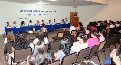 Realizó UNACH Foro “La Mujer exitosa en el campo profesional de la Pedagogía”