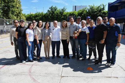 Asiste el rector Oswaldo Chacón Rojas al UNACH Fest en la Facultad de Medicina Humana Campus II