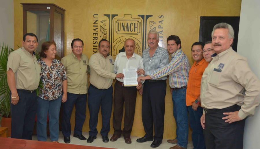 Unen esfuerzos instancias de la UNACH con sede en Pichucalco