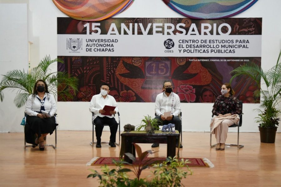 Celebran 15 años de creación del Centro de Estudios para el Desarrollo Municipal y Políticas Públicas de la UNACH