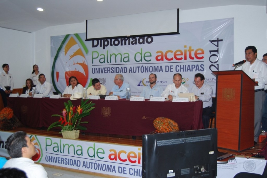 Capacitan UNACH y la Universidad de los Andes de Colombia a productores de palma de aceite