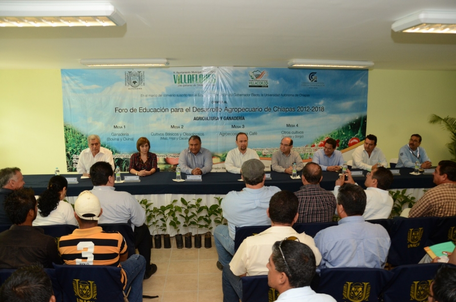 En Villaflores Continúan Gobierno Electo de Chiapas y UNACH promoviendo la participación ciudadana en Plan de Gobierno 2012-2018