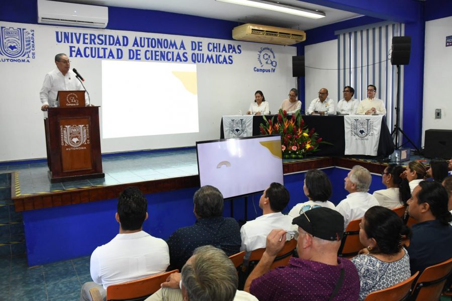 Rinde el director de la Facultad de Medicina Humana de la UNACH Campus IV César Aguilar Meza su Segundo Informe de Actividades