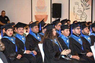 Se gradúa Segunda Generación de la Licenciatura en Derecho de la UNACH en Tapachula