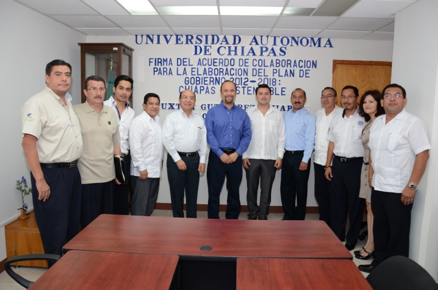 Firman convenio de colaboración equipo de transición del Gobierno Electo de Chiapas y la UNACH