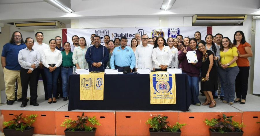 Entregan recategorización a 15 docentes de la UNACH