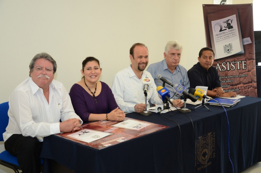 Durante la Muestra del Libro Chiapas-Centroamérica, la UNACH punto de encuentro permanente para el arte y la cultura